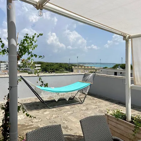 Apartamento Terrazza Vista Mare E Box Auto *