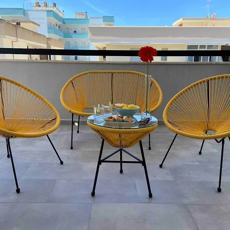 Terrazza Vista Mare E Box Auto 아파트