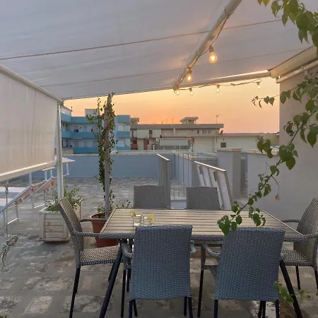 Terrazza Vista Mare E Box Auto *