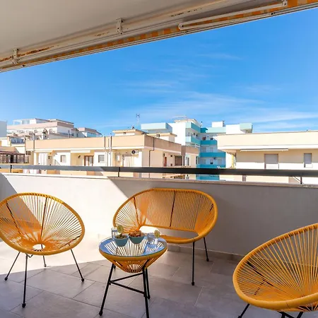 Terrazza Vista Mare E Box Auto Daire