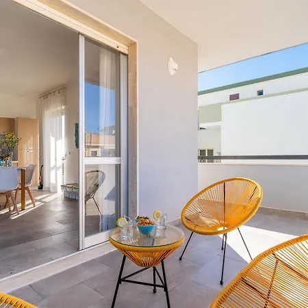 Terrazza Vista Mare E Box Auto Daire