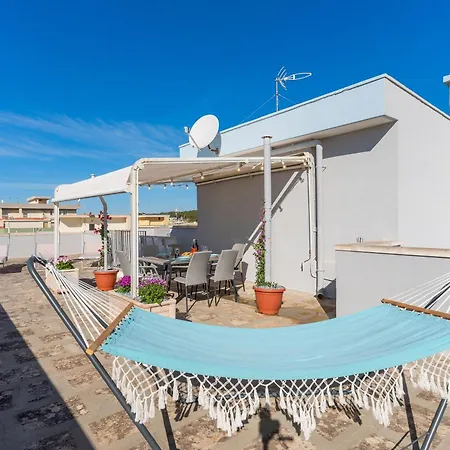 Terrazza Vista Mare E Box Auto 갈리폴리