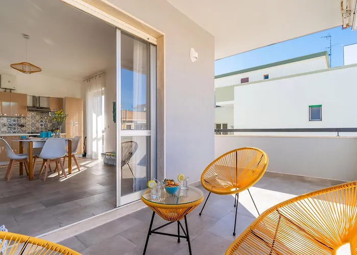 Terrazza Vista Mare E Box Auto Daire